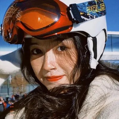 深锁春光一院愁